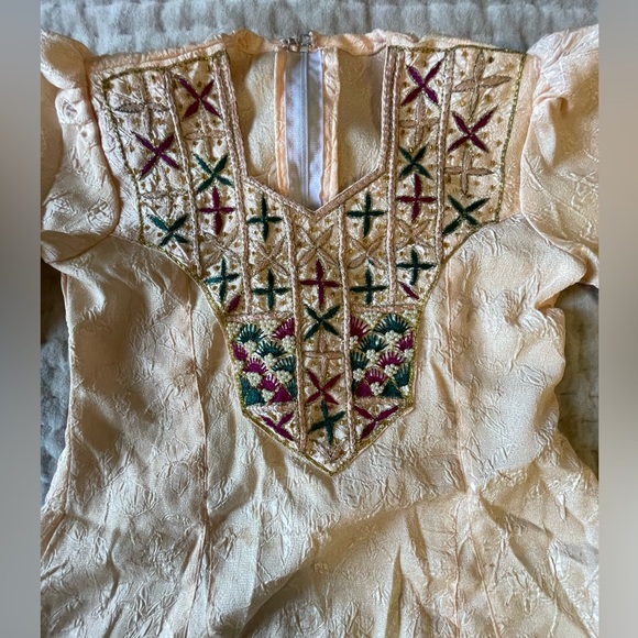 Cream Blush Salwar Kameez Kurta 2-Piece Royal Set Fairy Princess Costume Indian - Picture 2 of 15